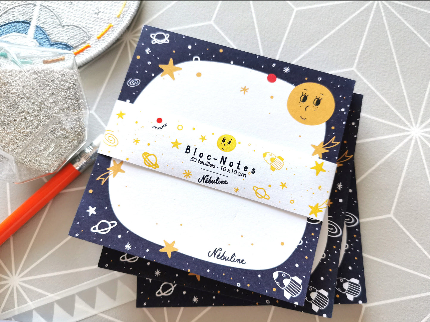 Bloc-notes étoiles - Bloc-notes espace - Notepad space stars - 10x10cm - 50 feuilles - Accessoire de bureau